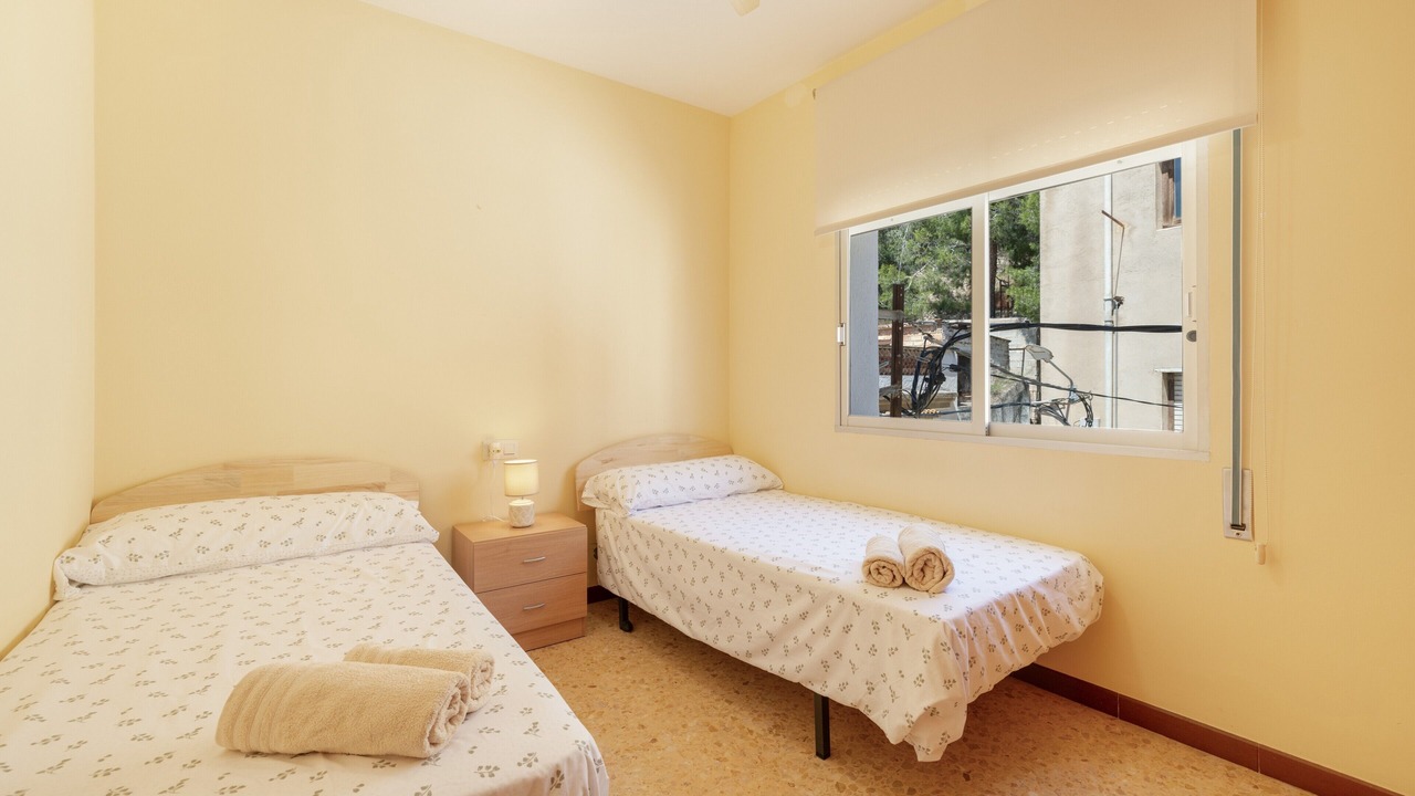 Photo of Bedroom in Tivenys