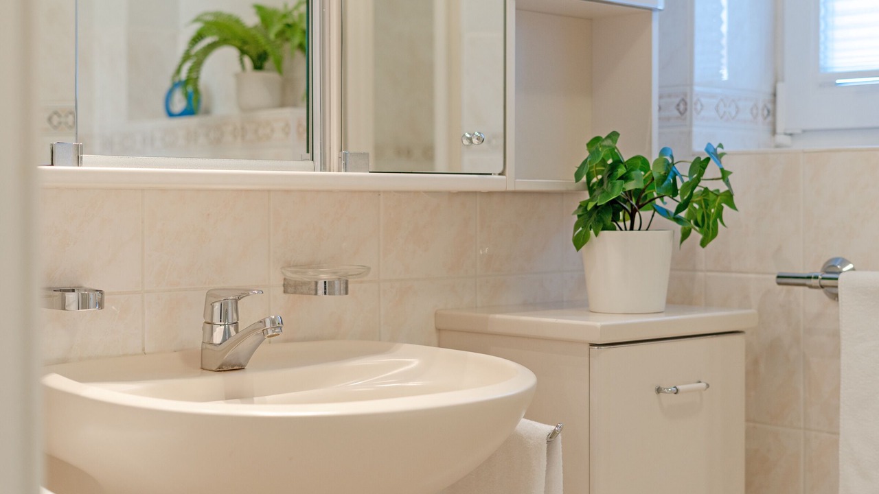 Photo of Bathroom in Neue Tiefe
