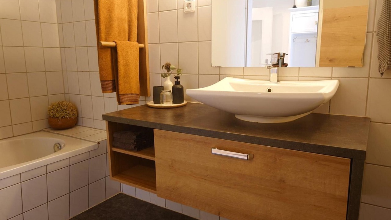 Photo of Bathroom in Moehnesee