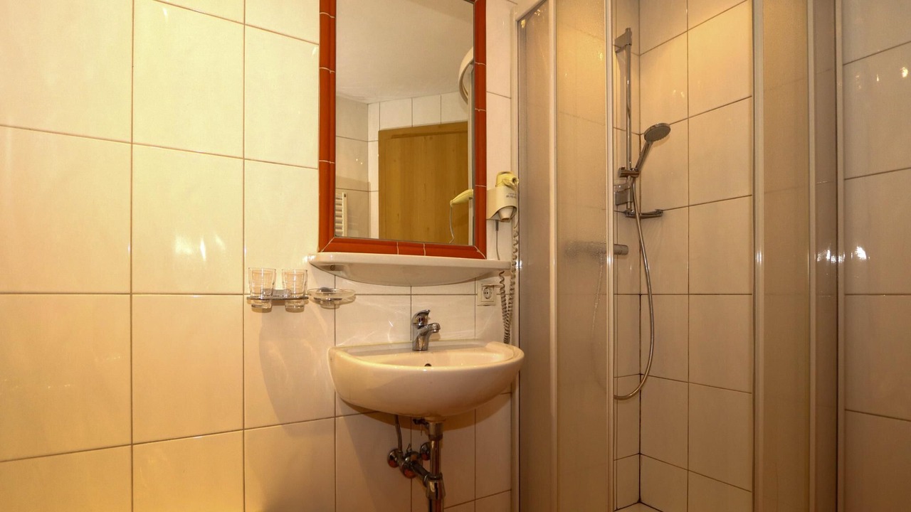 Photo of Bathroom in Huben