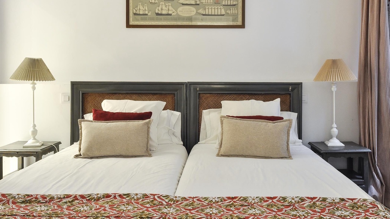Photo of Bedroom in Golden Triangle of Art