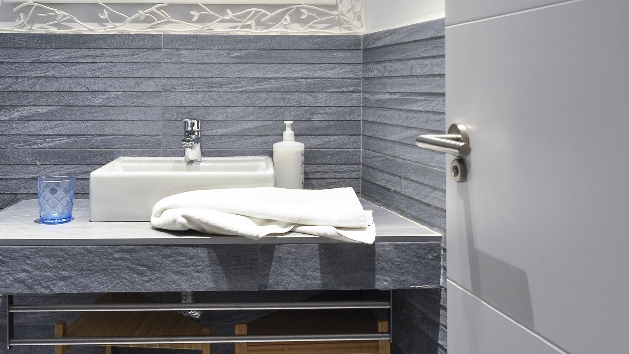 Photo of Bathroom in Golden Triangle of Art