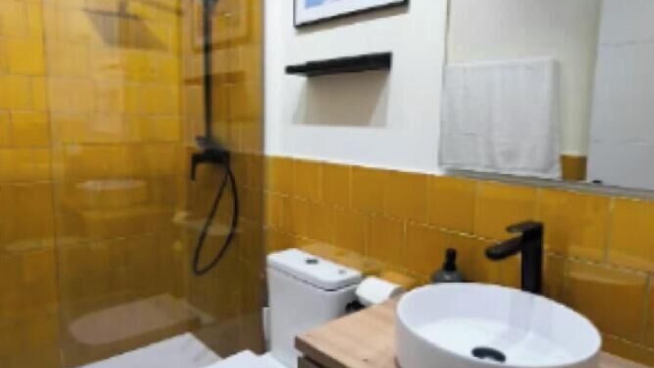 Photo of Bathroom in Centro - El Arroyo - La Fuente