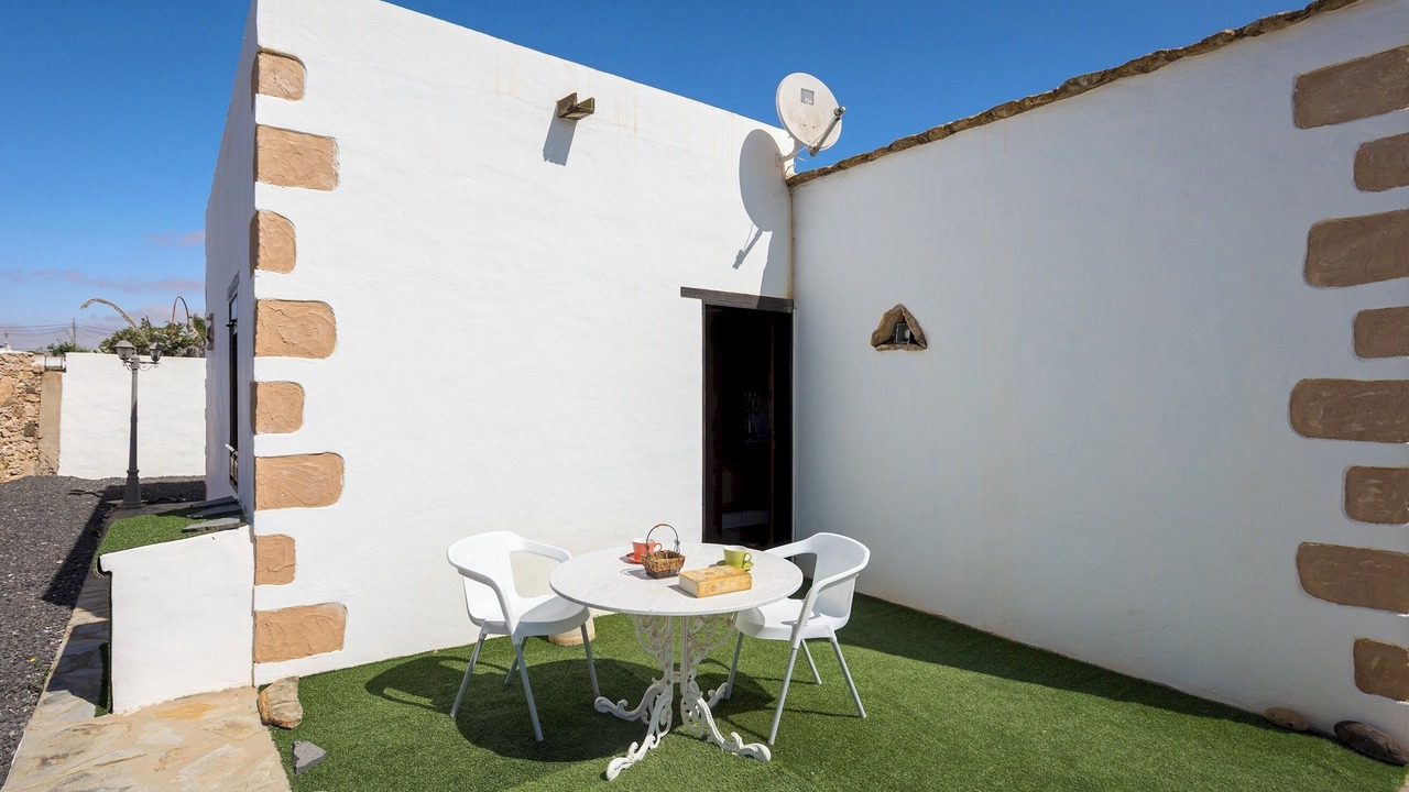Photo of Outdoor in Triquivijate
