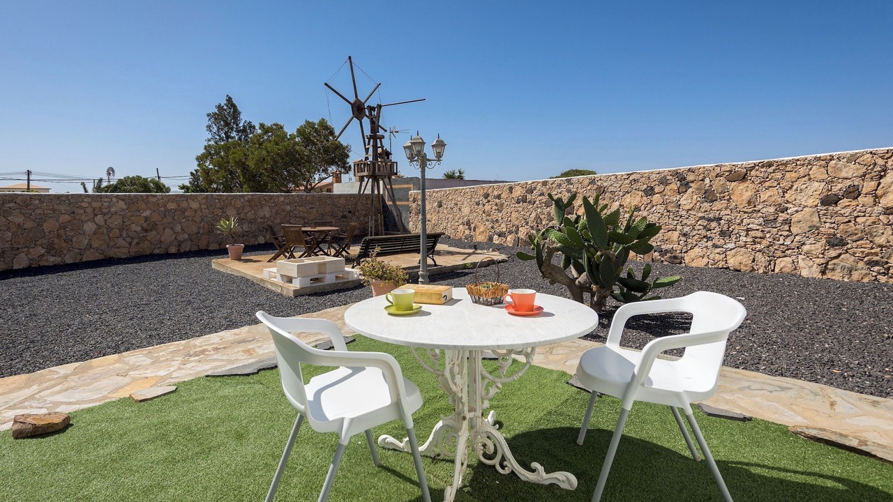Photo of Outdoor in Triquivijate