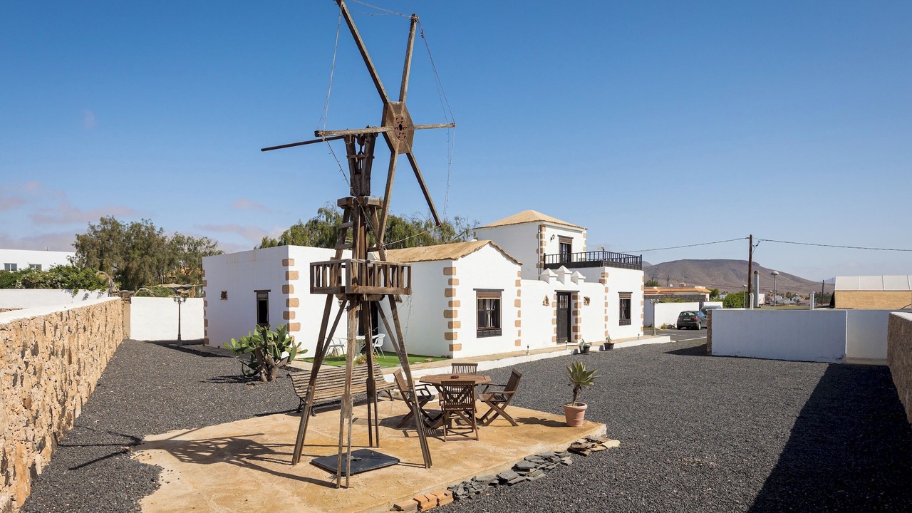 Photo of Outdoor in Triquivijate