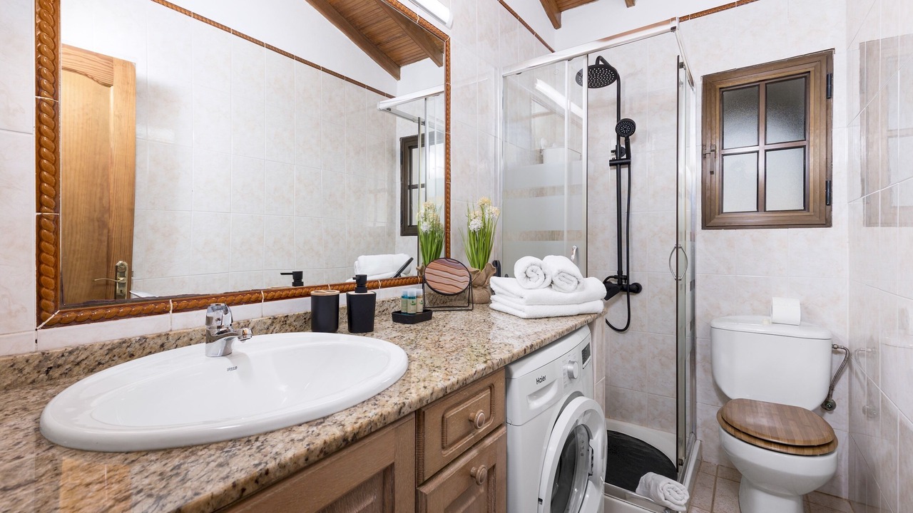 Photo of Bathroom in Triquivijate