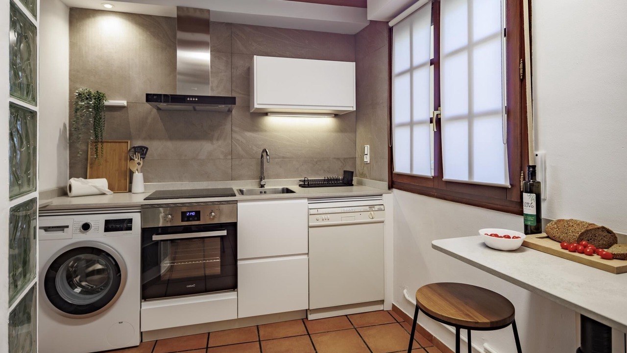 Photo of Kitchen in Logrono Historic Centre