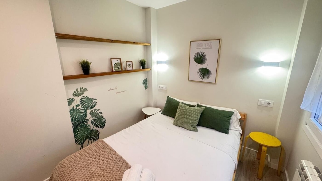 Photo of Bedroom in Logrono Historic Centre