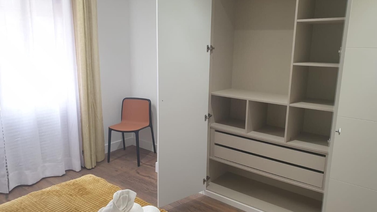 Photo of Bedroom in Logrono City Centre