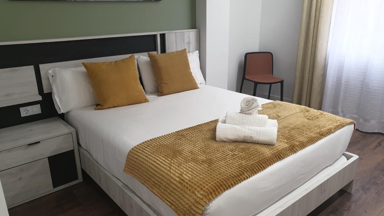 Photo of Bedroom in Logrono City Centre
