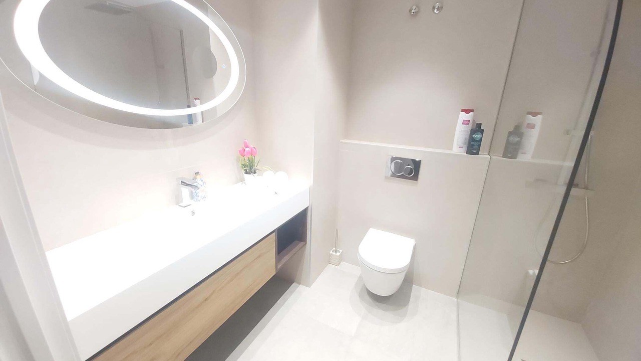 Photo of Bathroom in Logrono City Centre