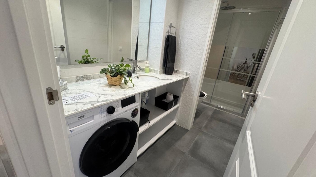 Photo of Bathroom in Lardero