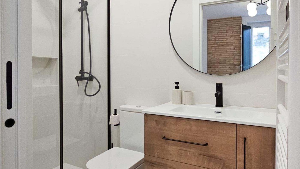 Photo of Bathroom in Logrono Historic Centre