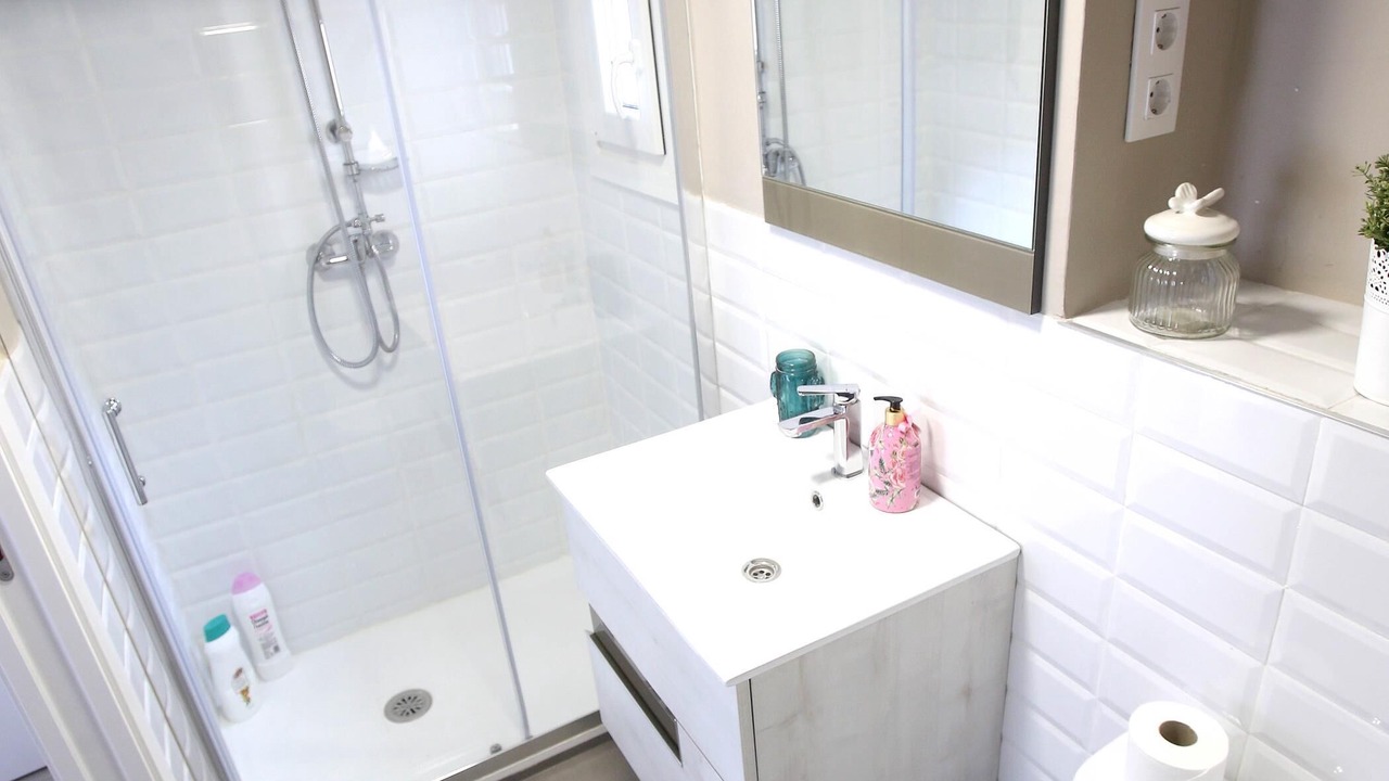 Photo of Bathroom in Logrono Historic Centre