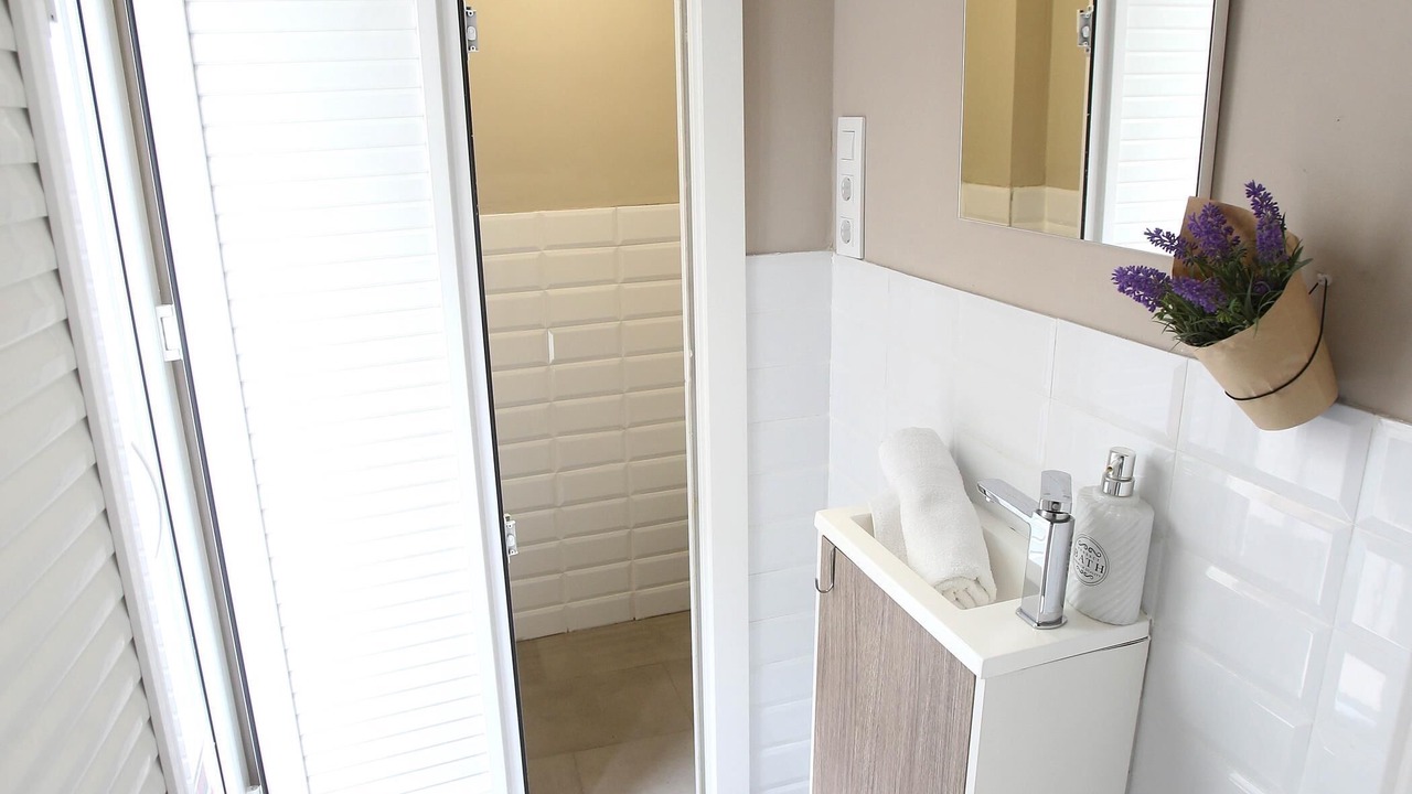 Photo of Bathroom in Logrono Historic Centre