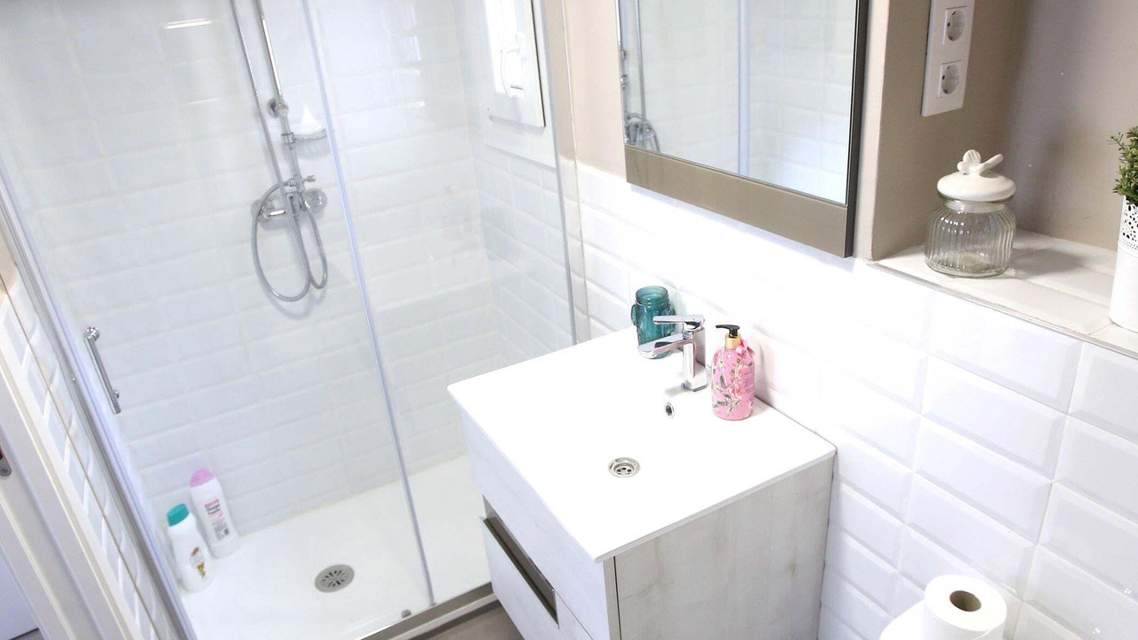 Photo of Bathroom in Logrono Historic Centre