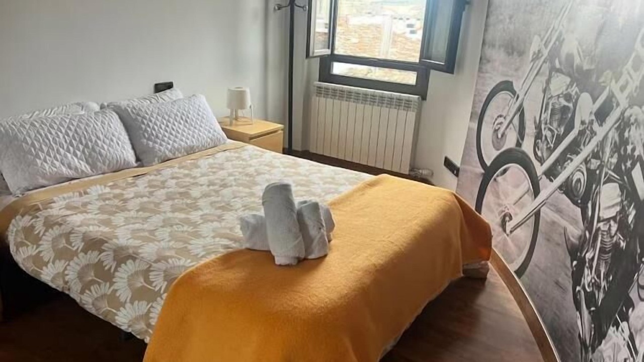 Photo of Bedroom in Logrono Historic Centre