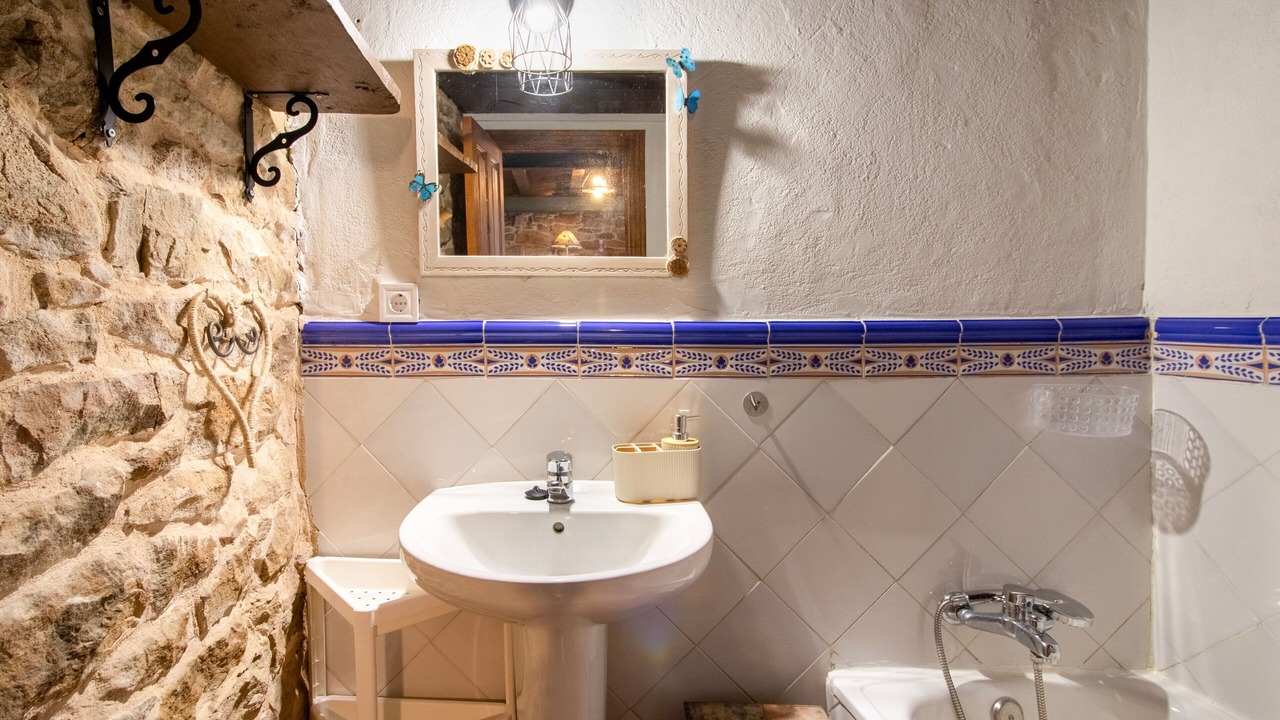 Photo of Bathroom in Reocin de los Molinos