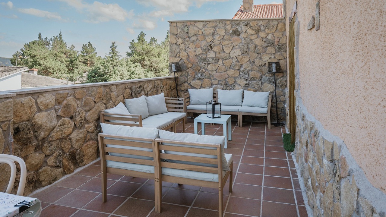 Photo of Patio Balcony in Peguerinos