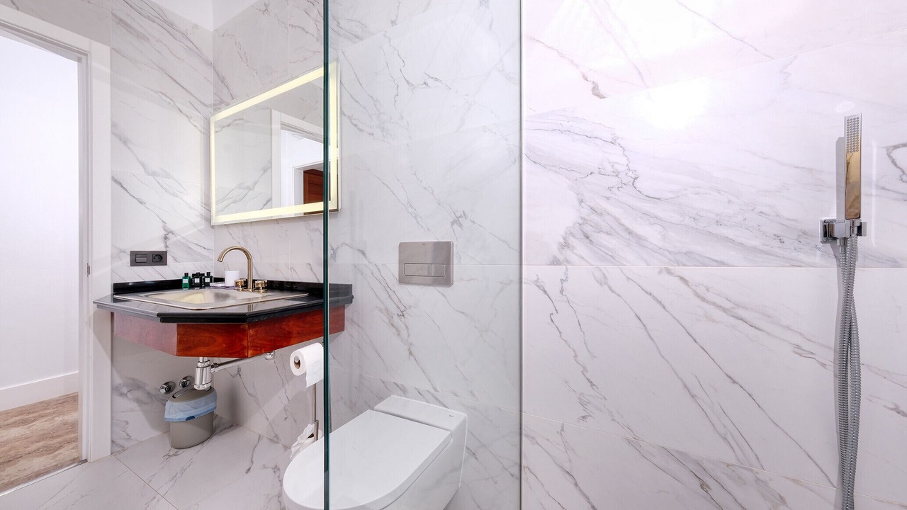 Photo of Bathroom in Macher