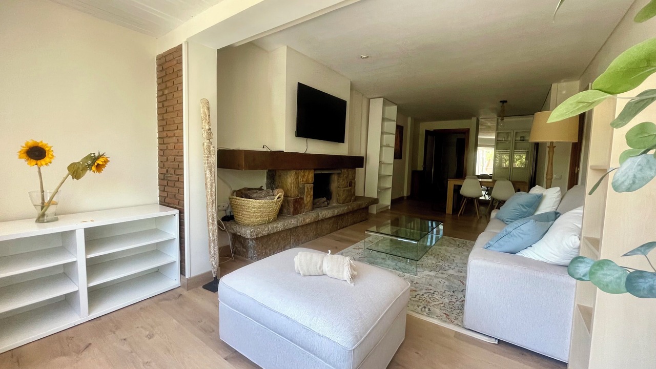 Photo of Livingroom in San Juan Bautista