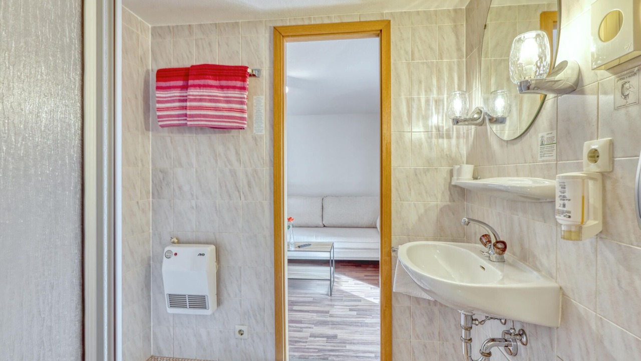 Photo of Bathroom in Oberweissenbrunn