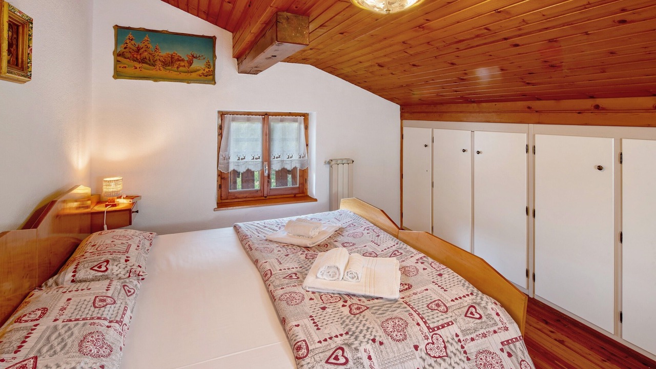 Photo of Bedroom in Caviola