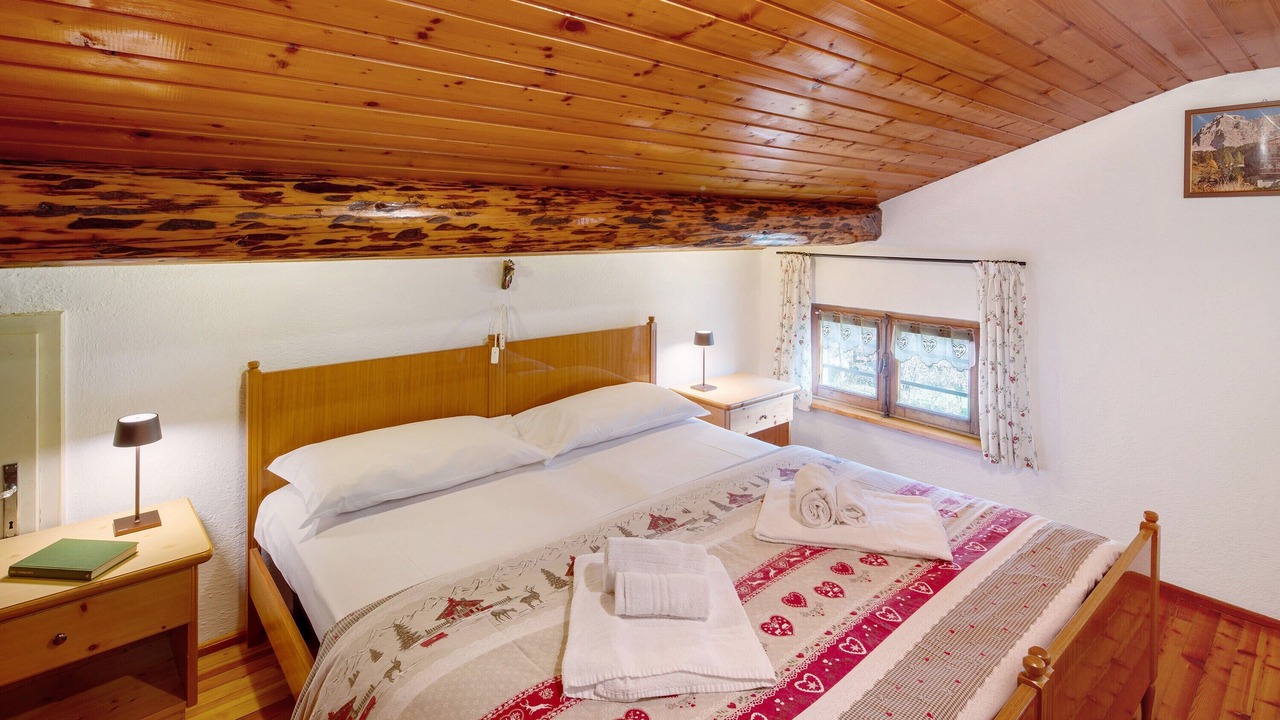 Photo of Bedroom in Caviola