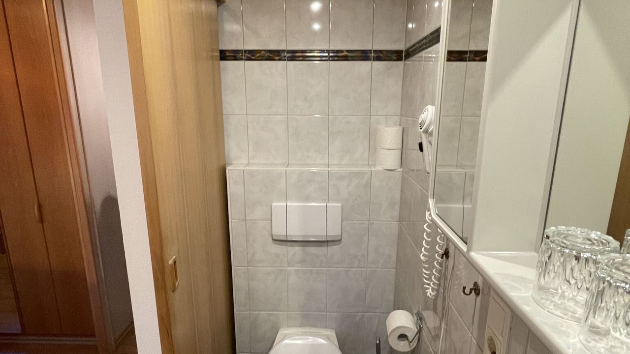 Photo of Bathroom in Farchant