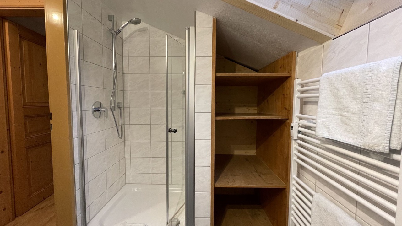 Photo of Bathroom in Farchant
