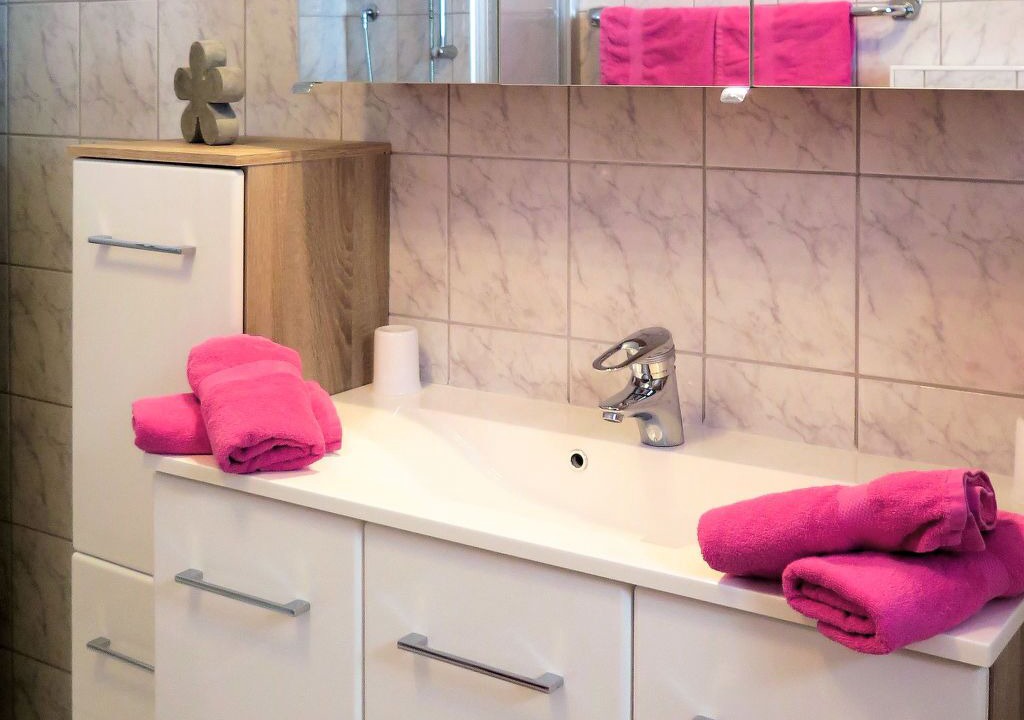 Photo of Bathroom in Emberg