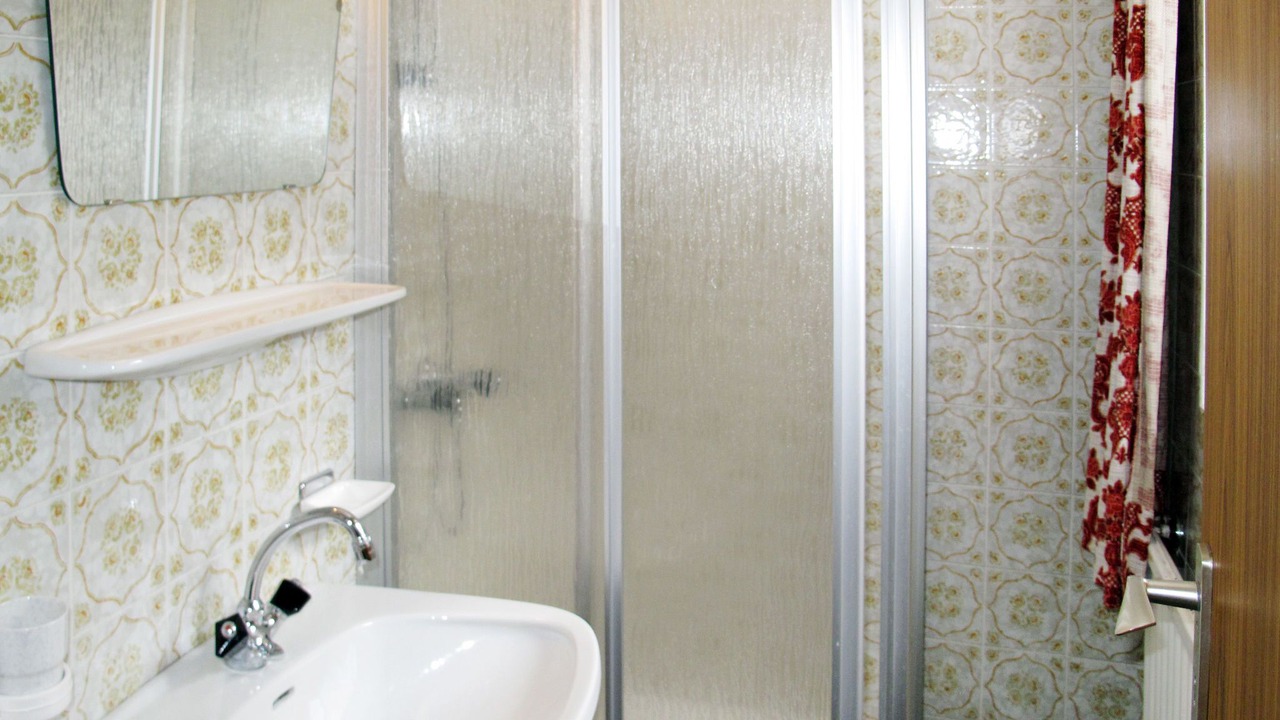 Photo of Bathroom in Laengenfeld