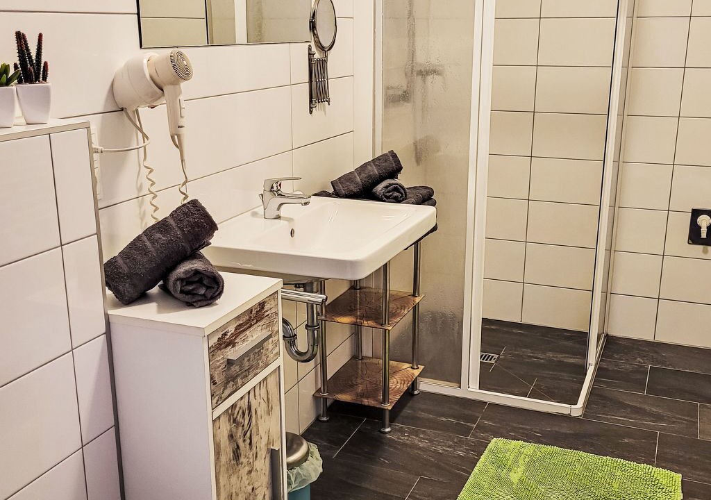Photo of Bathroom in See