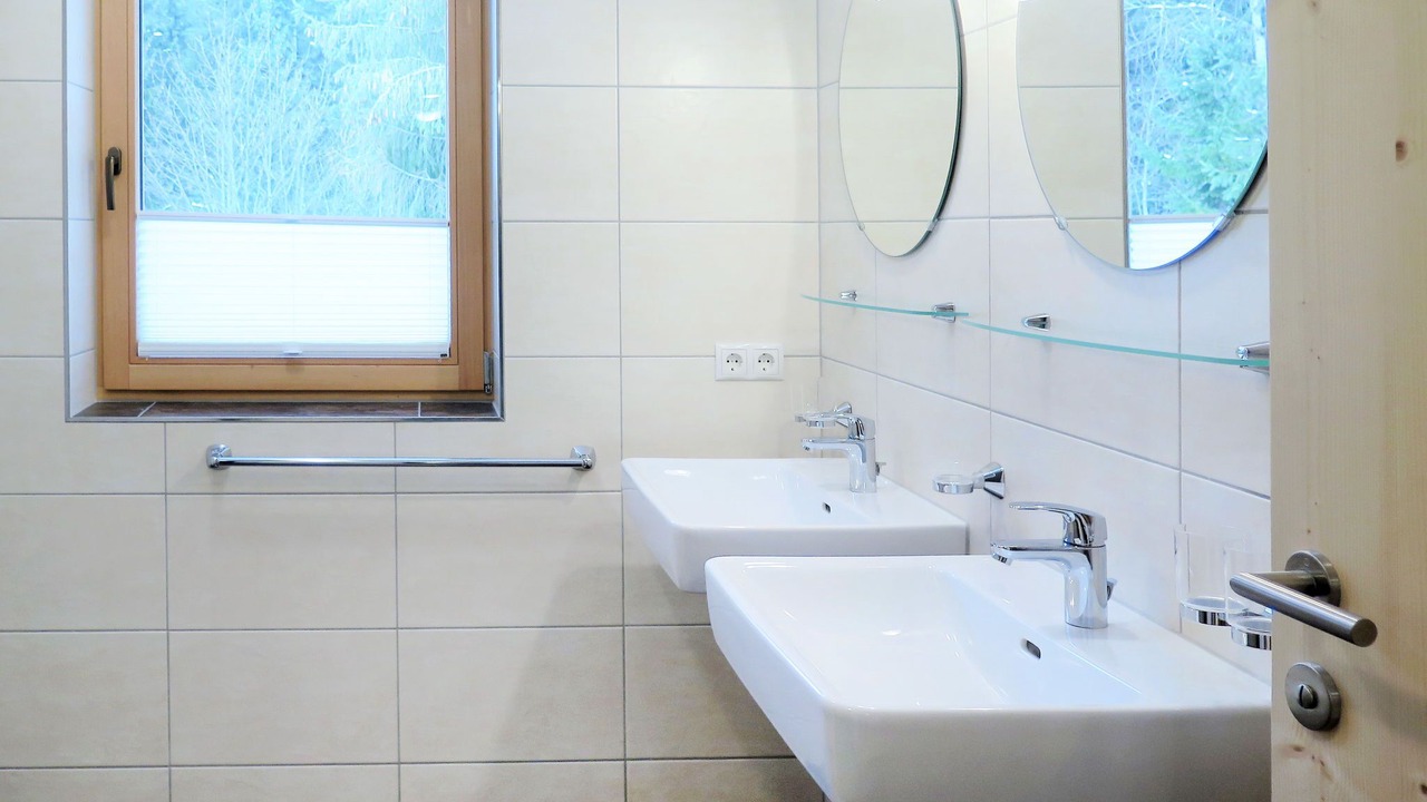 Photo of Bathroom in Emberg
