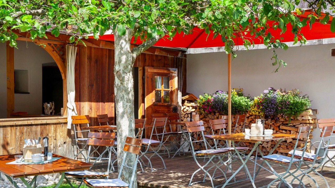 Photo of Outdoor in Kruen