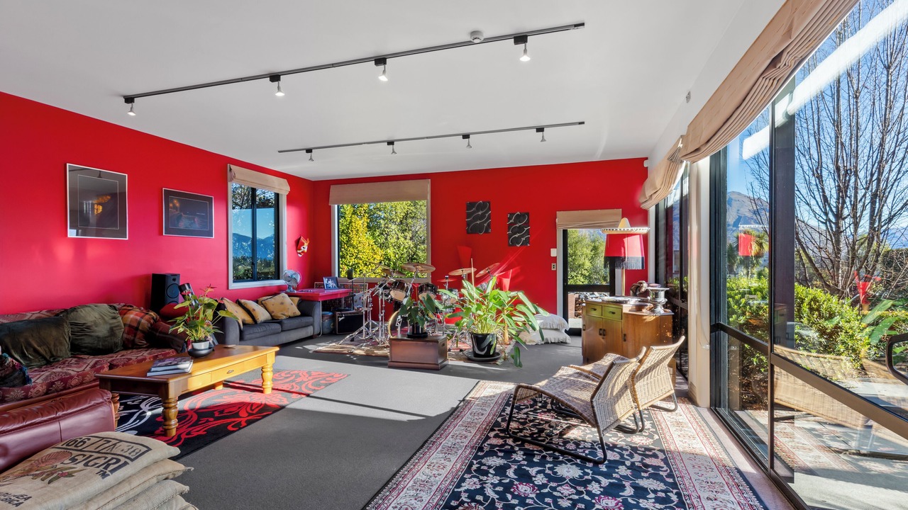 Photo of Livingroom in Kawarau Falls