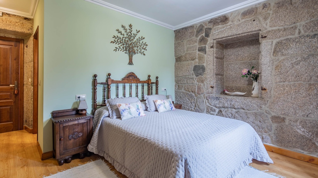 Photo of Bedroom in Fornelos de Montes