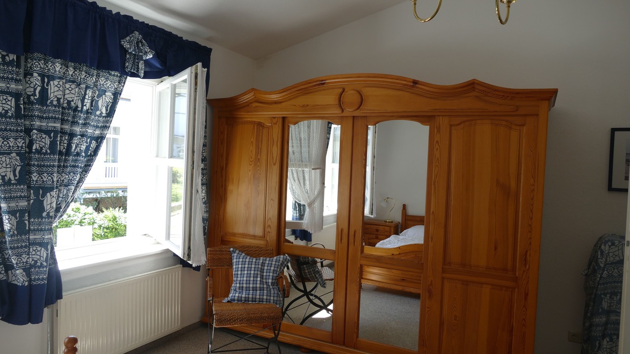 Photo of Bedroom in Moenchgut Peninsula