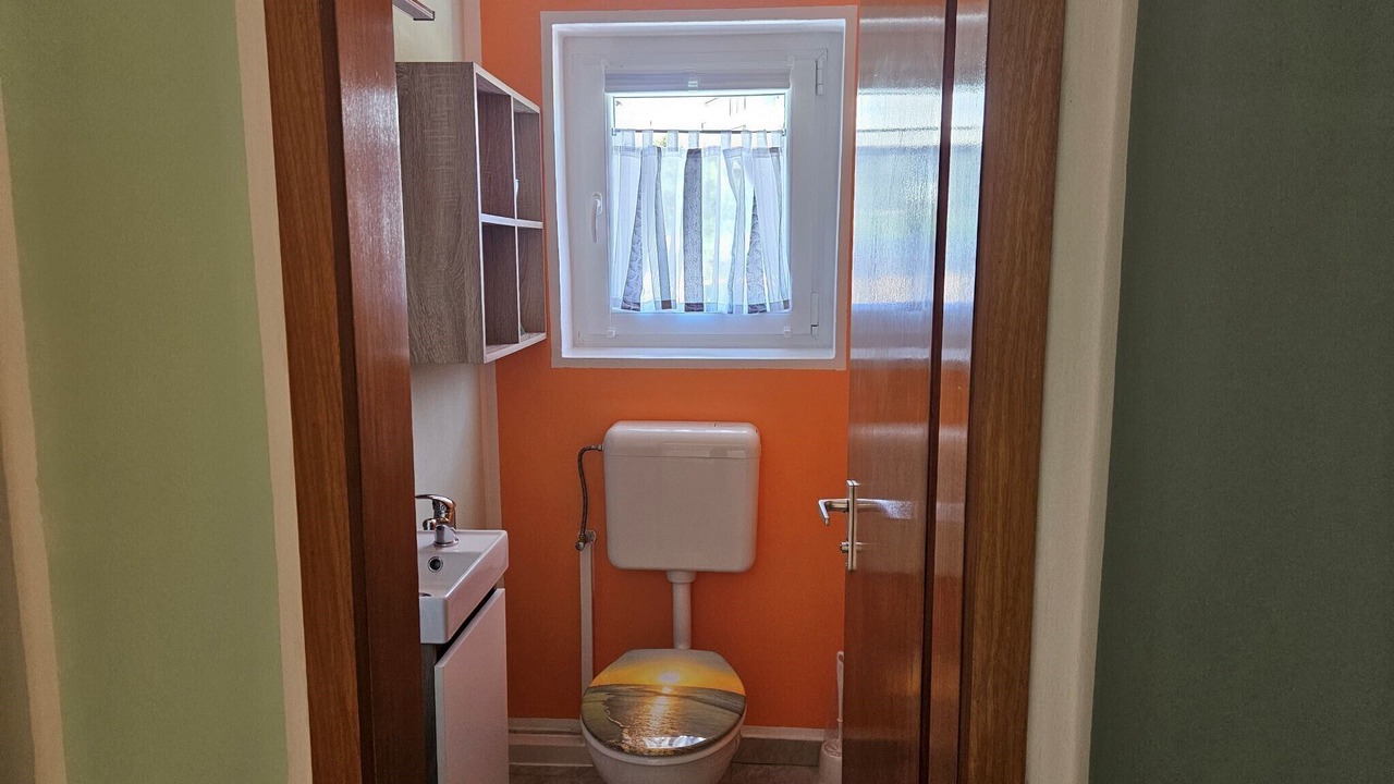 Photo of Bathroom in Roeslau