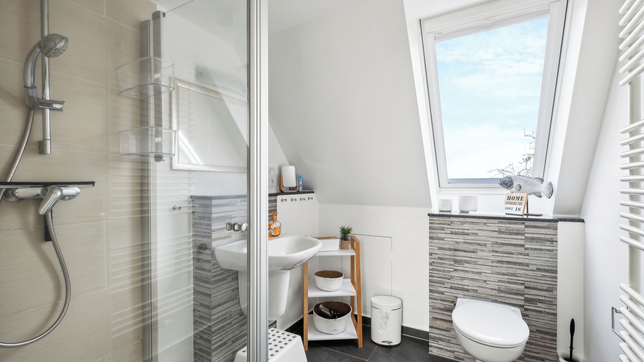 Photo of Bathroom in Neue Tiefe