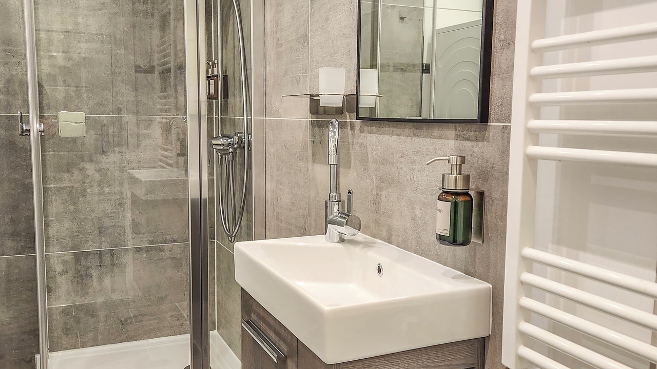 Photo of Bathroom in Luenen