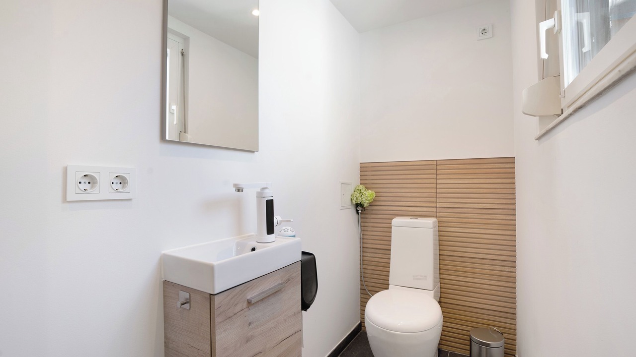 Photo of Bathroom in Munchen District