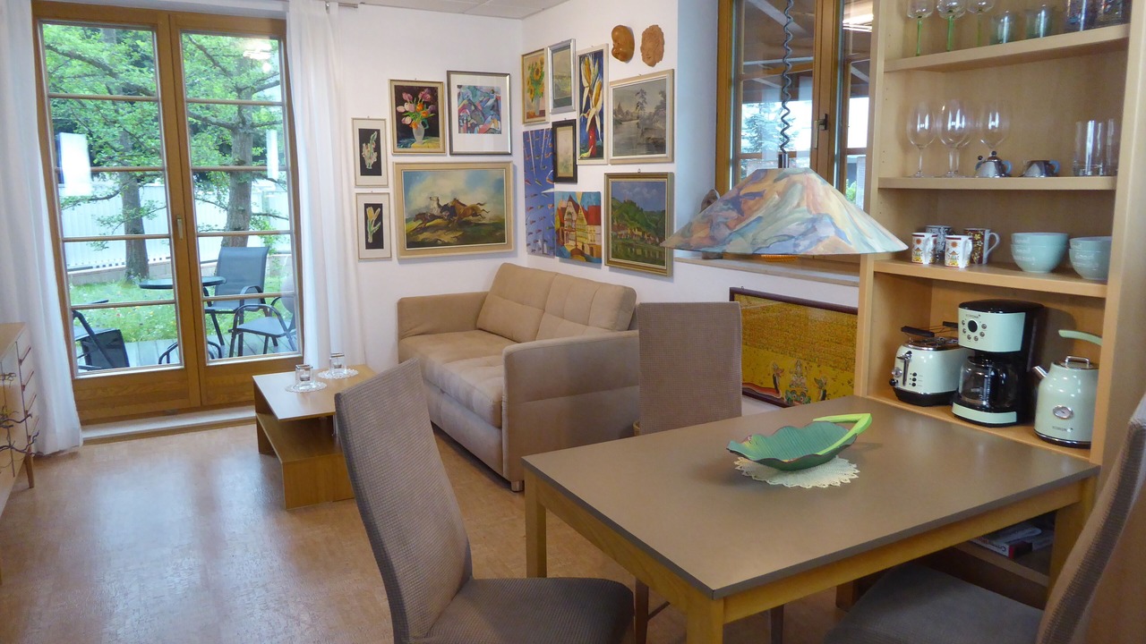 Photo of Livingroom in Eichenbuhl