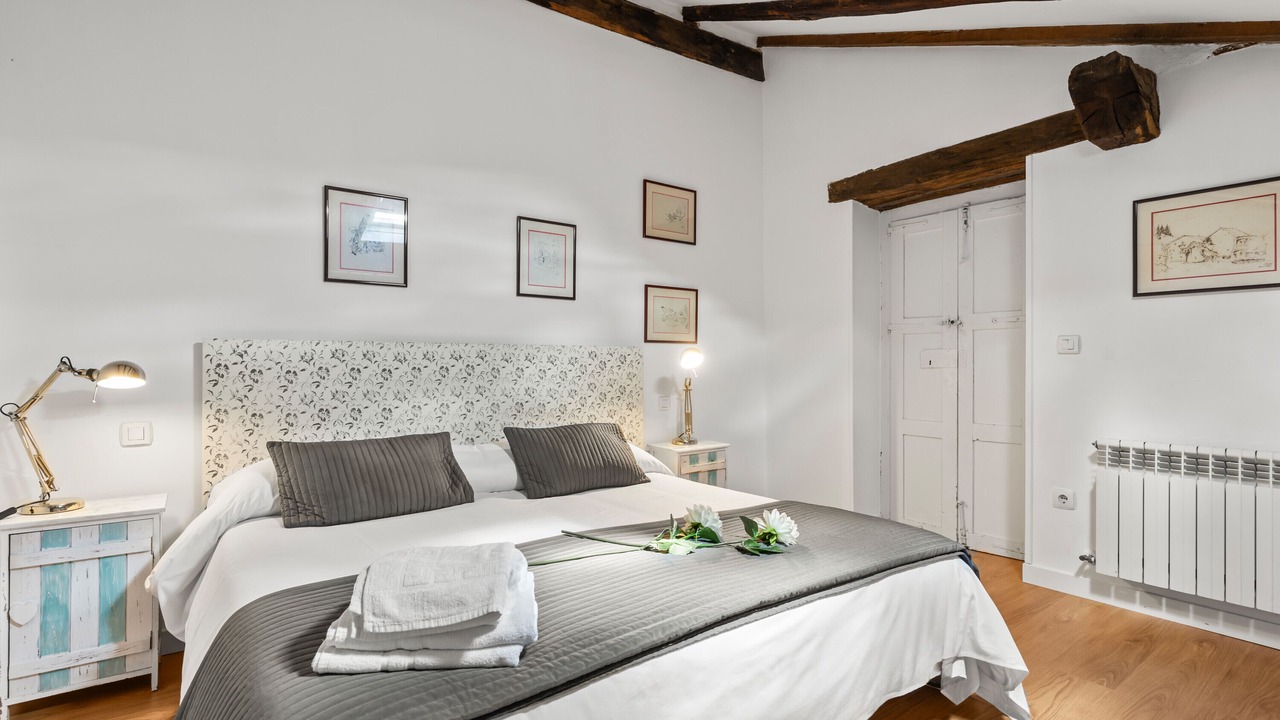 Photo of Bedroom in Selores
