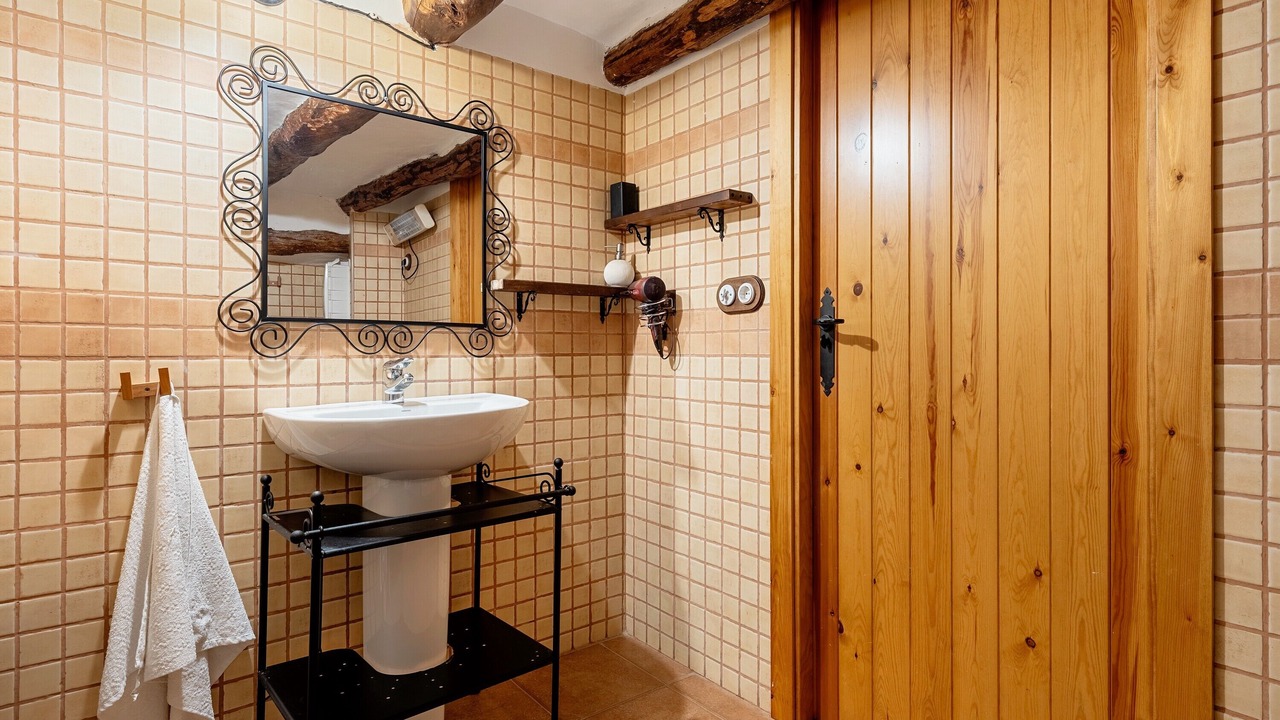 Photo of Bathroom in Pauls