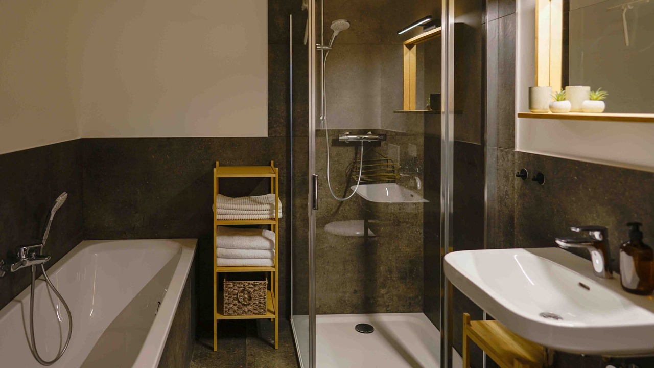 Photo of Bathroom in Coburg