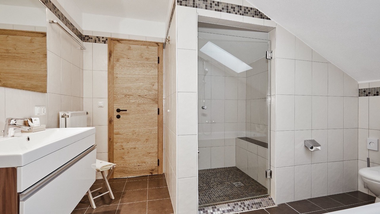 Photo of Bathroom in Ainring