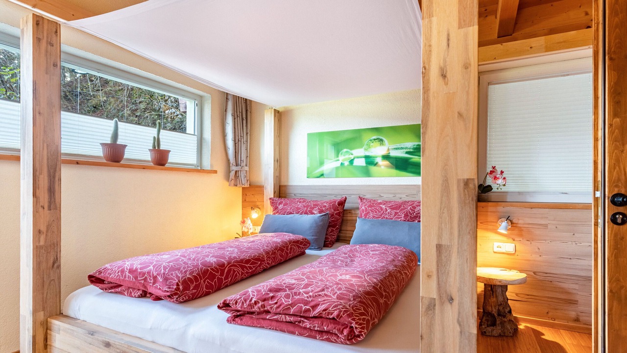Photo of Bedroom in Koessen