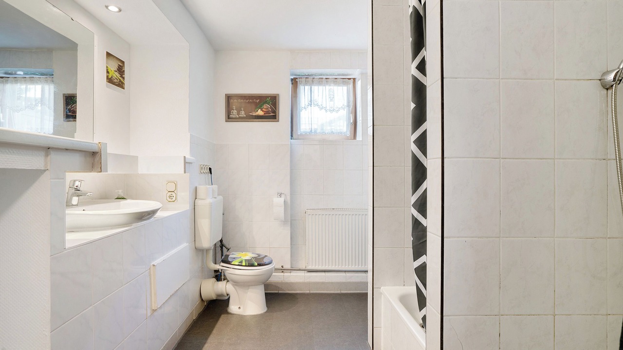 Photo of Bathroom in Munchen District